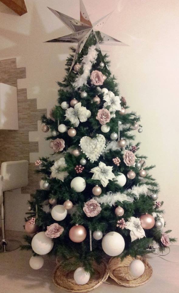 Gli alberi di natale più belli delle fans di shabby chic e ... Idee albero di natale shabby chic