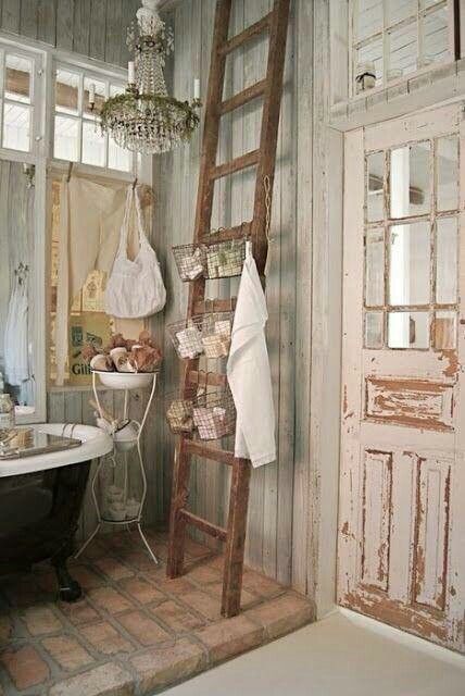 7 idee per utilizzare la scala a pioli nella casa in stile shabby ... Ideas Scala idee