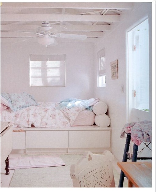 7 idee per pareti in stile shabby chic, provenzale o country ... Colori da usare x cameretta shabby chic