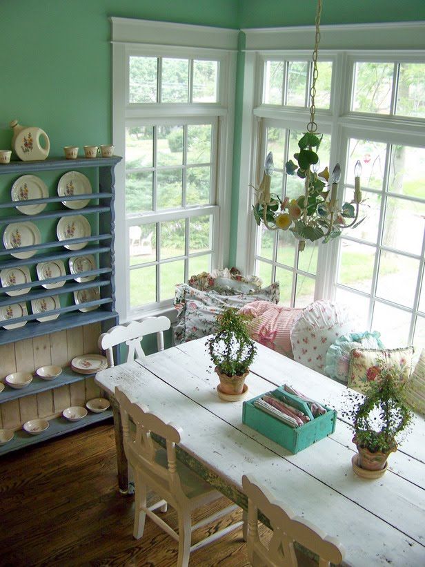 7 idee per la tua sala da pranzo in stile shabby chic, provenzale e ... Colori pareti sala da pranzo