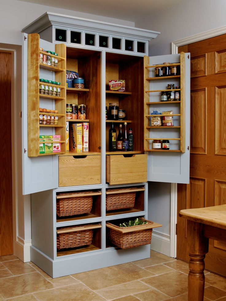 7 idee per una dispensa in stile shabby chic, provenzale e country ... Credenza cucina vintage