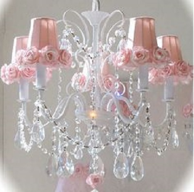 7 idee in stile shabby chic, provenzale e country per arredare la ... Lampadari in stile provenzale