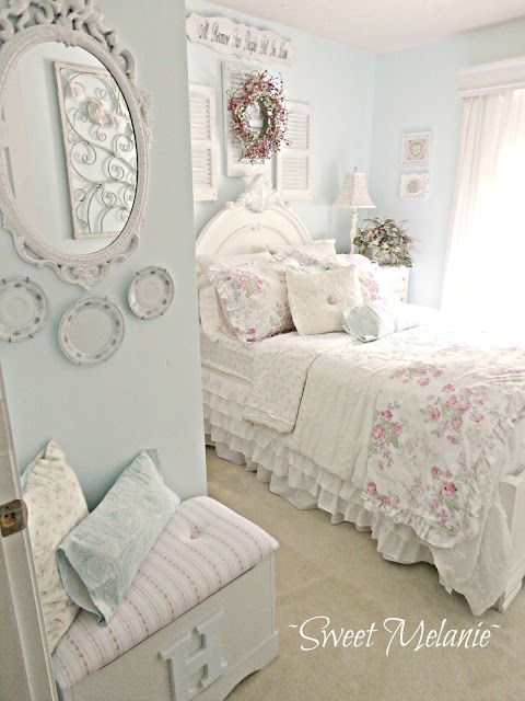 Lo specchio in camera da letto? qualche idea per sceglierlo shabby ...