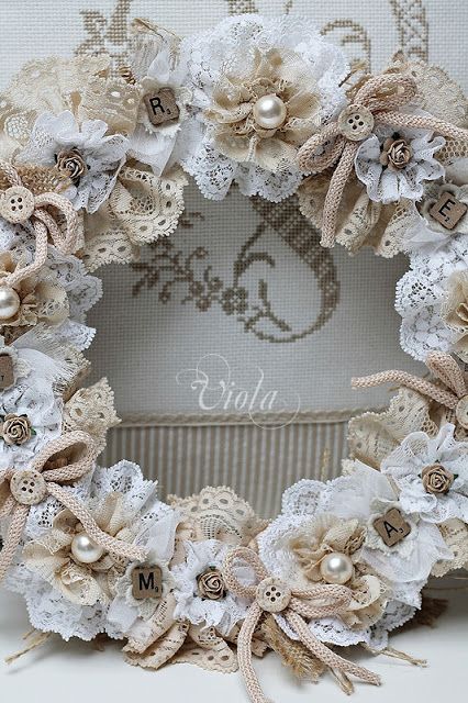 Una carrellata di decorazioni natalizie fai da te in stile shabby ... Decorazioni shabby chic fai da te