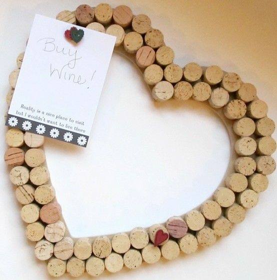 cuore creato con tappi di sughero shabby chic country provenzali