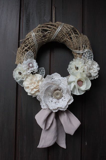 ghirlanda-fiori-bianchi-pizzo