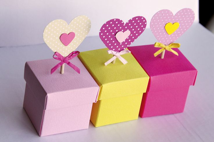 segnaposto-scatole-colorate