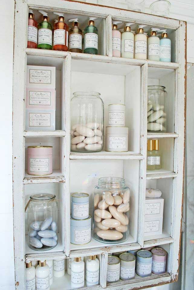 finestra-vecchia-credenza