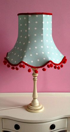 porta-lampada-palline-rosse