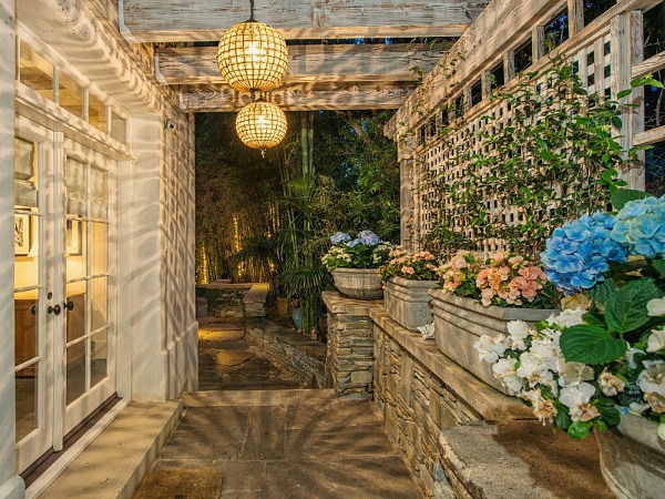 esterno-shabby-chic-casa-jessica-simpson