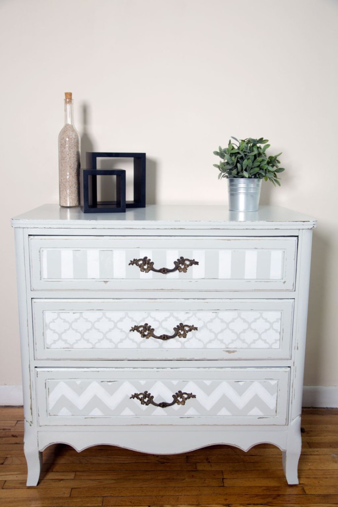 cassettone-shabby-chic-dipinto-mano