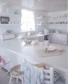 cucina-bianca-rachel-ashwell