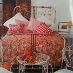 letto-biancheria-rossa-provenzale