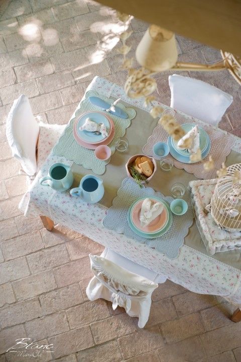 tavolo-pranzo-pasqua-blanc-mariclò