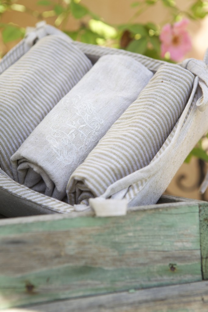 tovaglie-piegate-blanc-mariclò