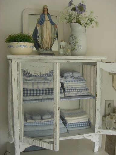 mobiletto-bianco-decapato