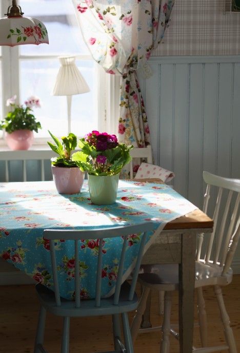 vasi-fiori-rosa-verde-pastello