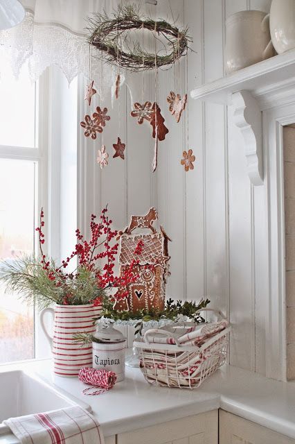 ghirlanda-bacche-biscotti