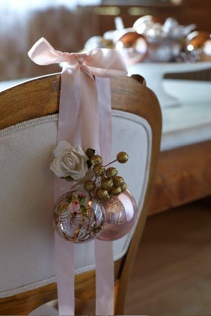 sedia-fiocco-rosa