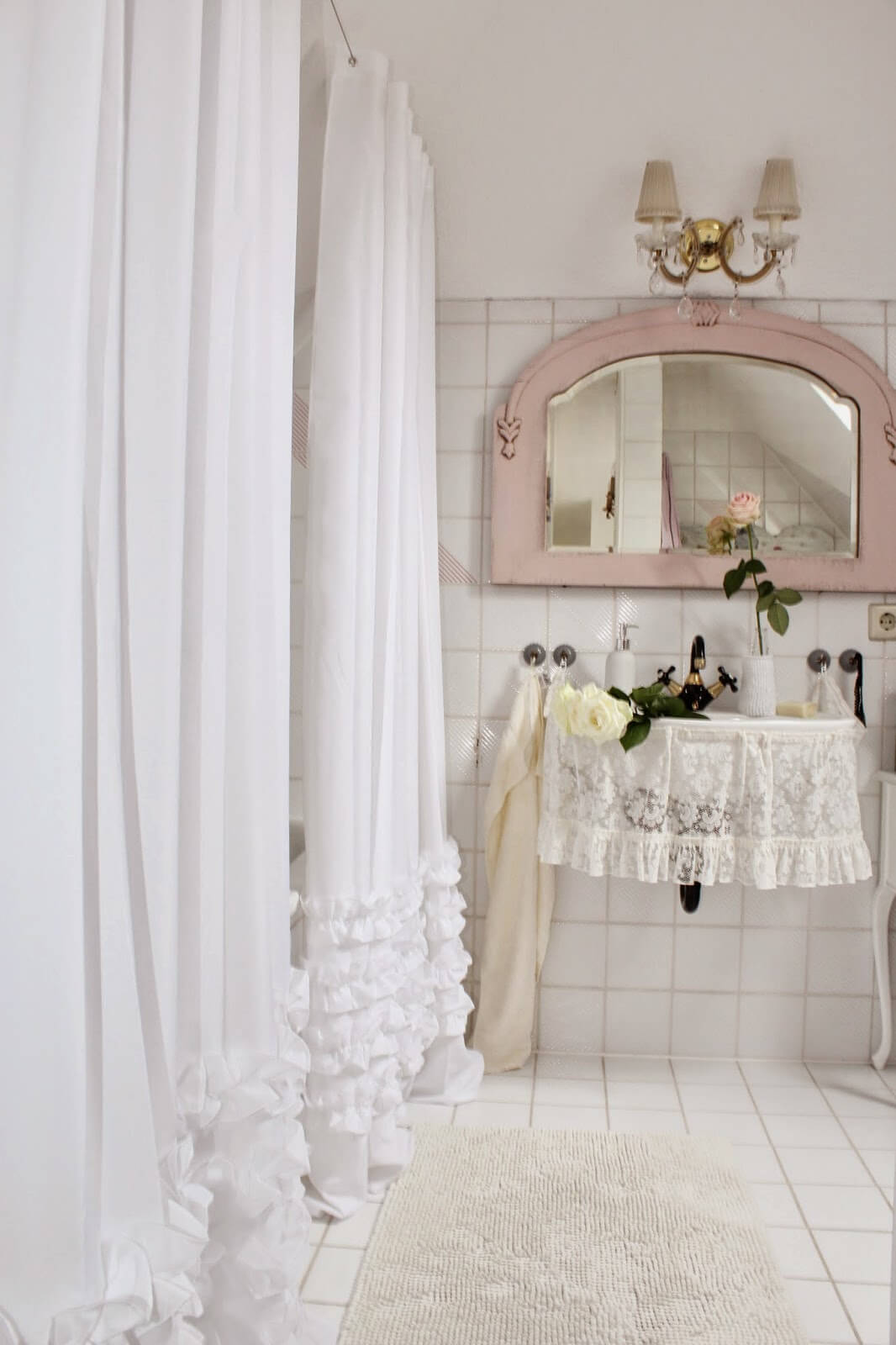 Specchio del bagno in stile Shabby Chic: ecco qualche idea che vi  conquisterà