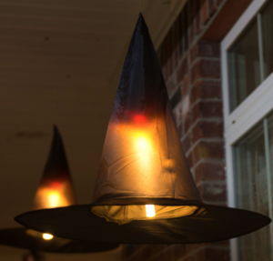 cappello strega luci